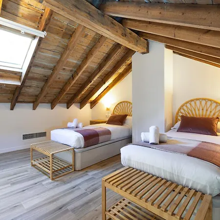 Apartament Modern Duplex Courtyard -2bedrooms 2baths Malaga