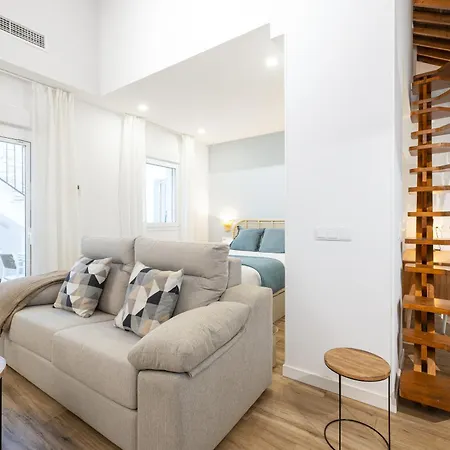 Apartment Modern Duplex Courtyard -2bedrooms 2baths Malaga